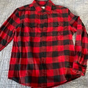 AE flannel button down shirt